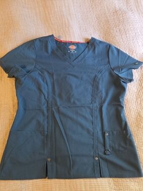 Dickies Women’s Teal V-Neck Medical Scrub Top